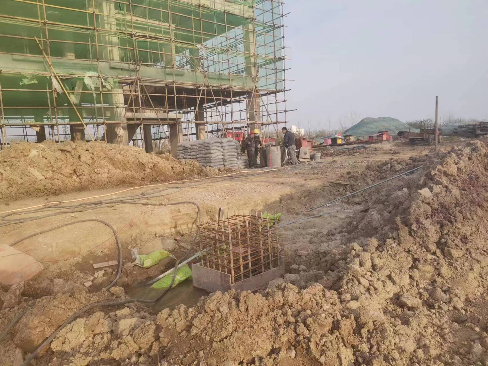 祁门当桥梁出现裂缝的时候应该及时加固修补